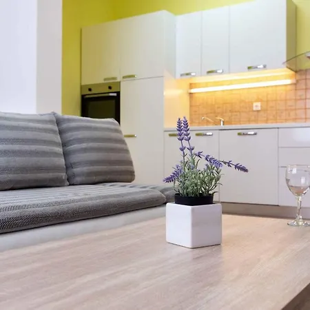 - Sibenik Riviera 36422 Apartment Rogoznica (Sibenik-Knin)