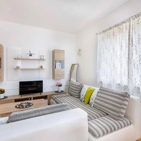 - Sibenik Riviera 36422 Rogoznica (Sibenik-Knin)