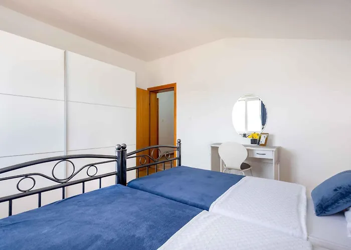 - Sibenik Riviera 36422 Apartmán *